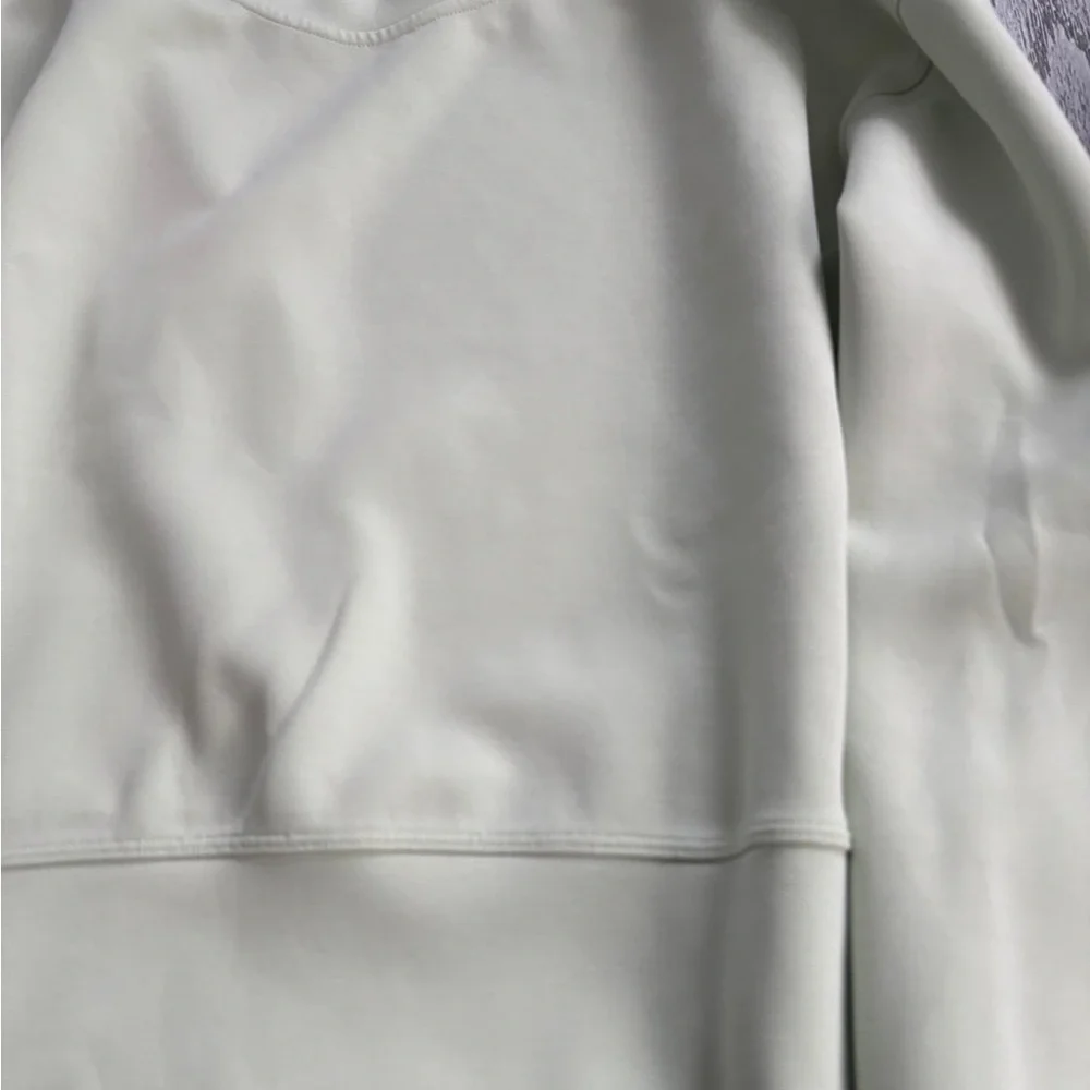 Lululemon softstreme Sweatshirt - Picture 6 of 8